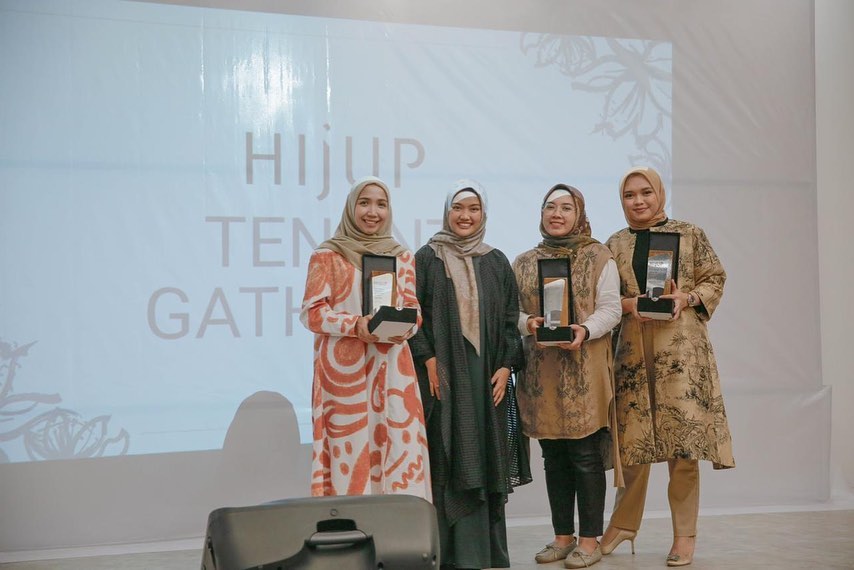 CaptionHIJUP TENANT GATHERING | Instagram Diajenglestari