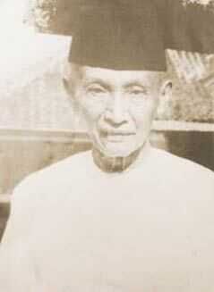 foto haji djamhari penemu rokok kretek