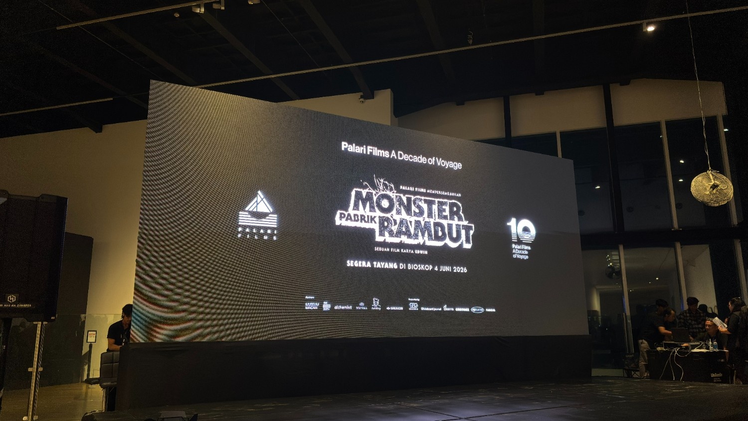 Potret Slate Announcement Film Monster Pabrik Rambut | Sumber: Dokumentasi Pribadi @Revaldy Latumeten