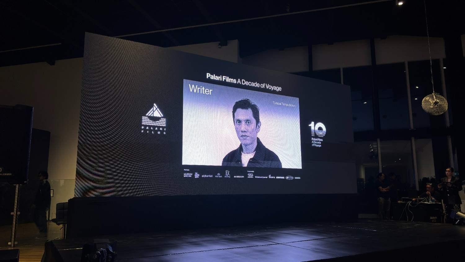 Potret Slate Announcement Film Baju Tebal | Sumber: Dokumentasi Pribadi @Revaldy Latumeten