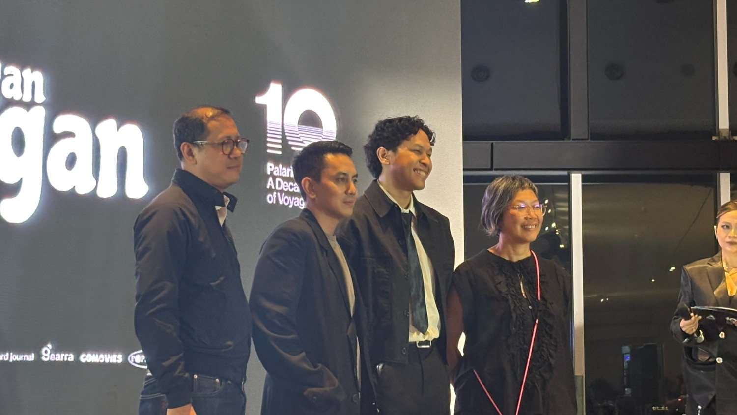 Potret Baskara Bersama Founder Palari Films di Perayaan 10 Tahun Palari Films | Sumber: Dokumentasi Pribadi @Revaldy Latumeten