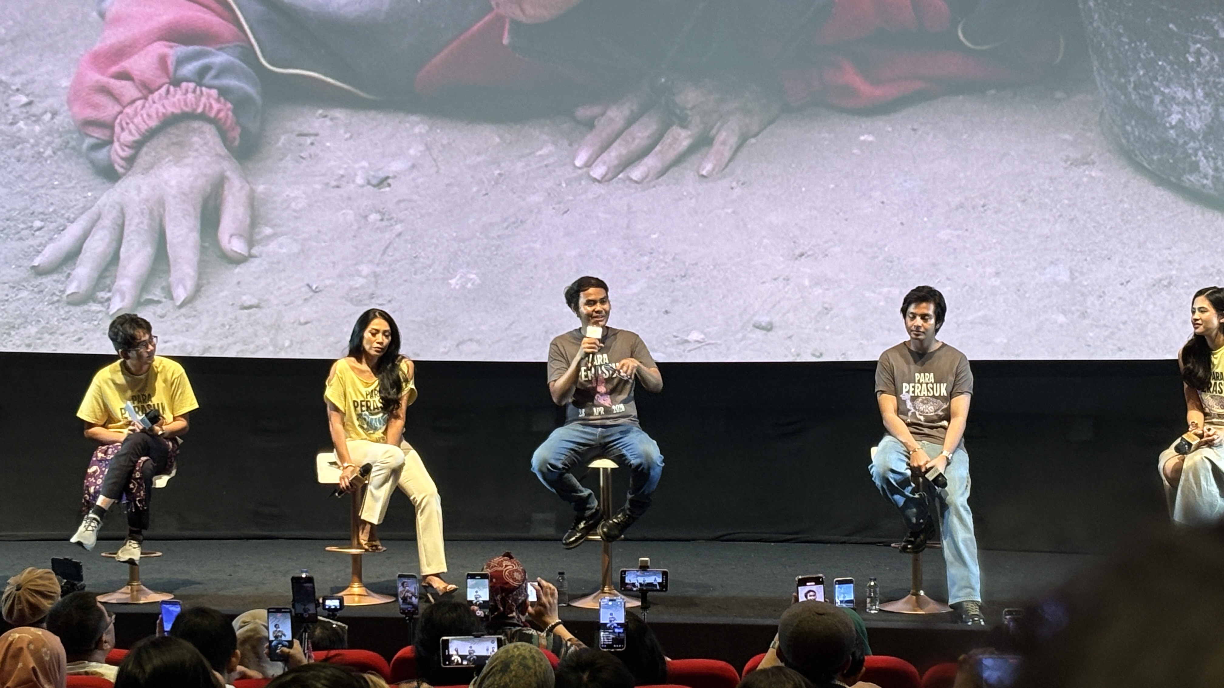 Sutradara Wregas Bhanuteja di Press Conference Film 