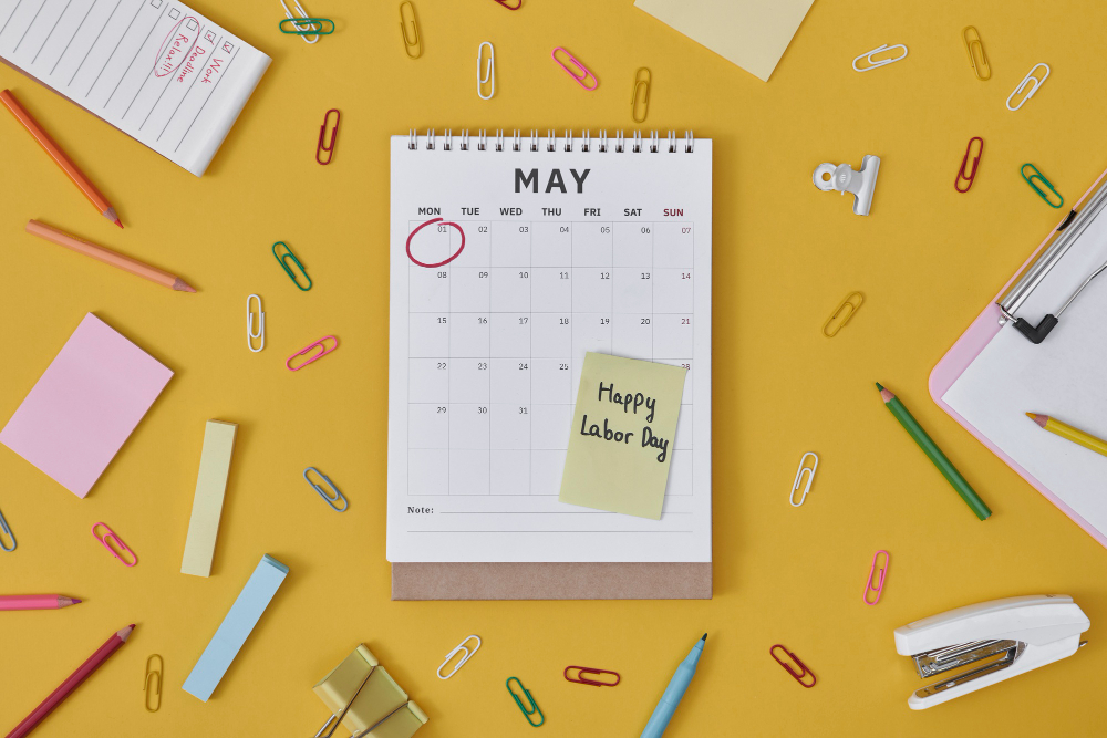 Daftar Tanggal Merah Bulan Mei 2026, Lengkap Konversi Kalender Masehi ke Hijriah | Unsplash @Freepik