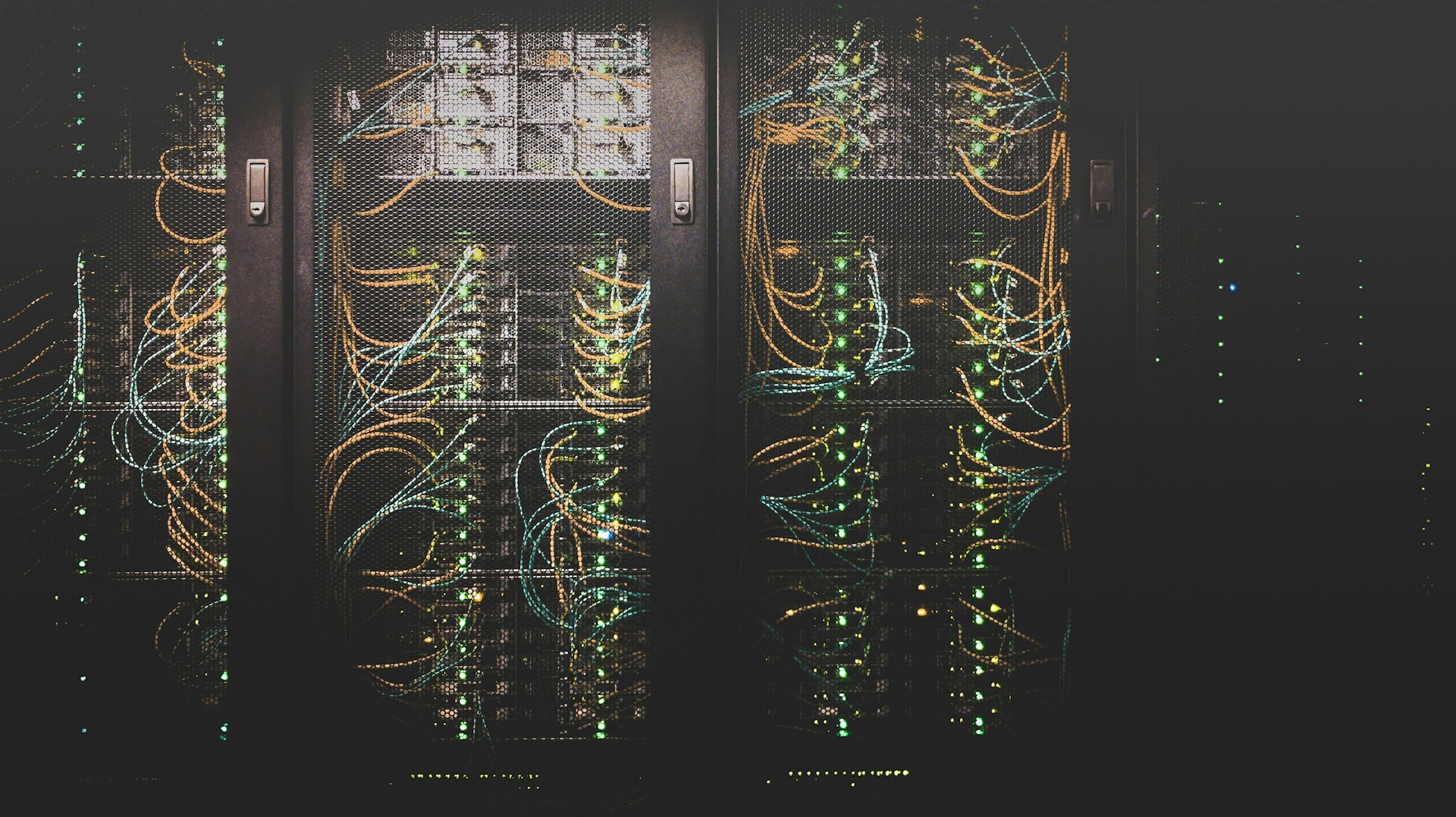 Foto oleh Taylor Vick di Unsplash