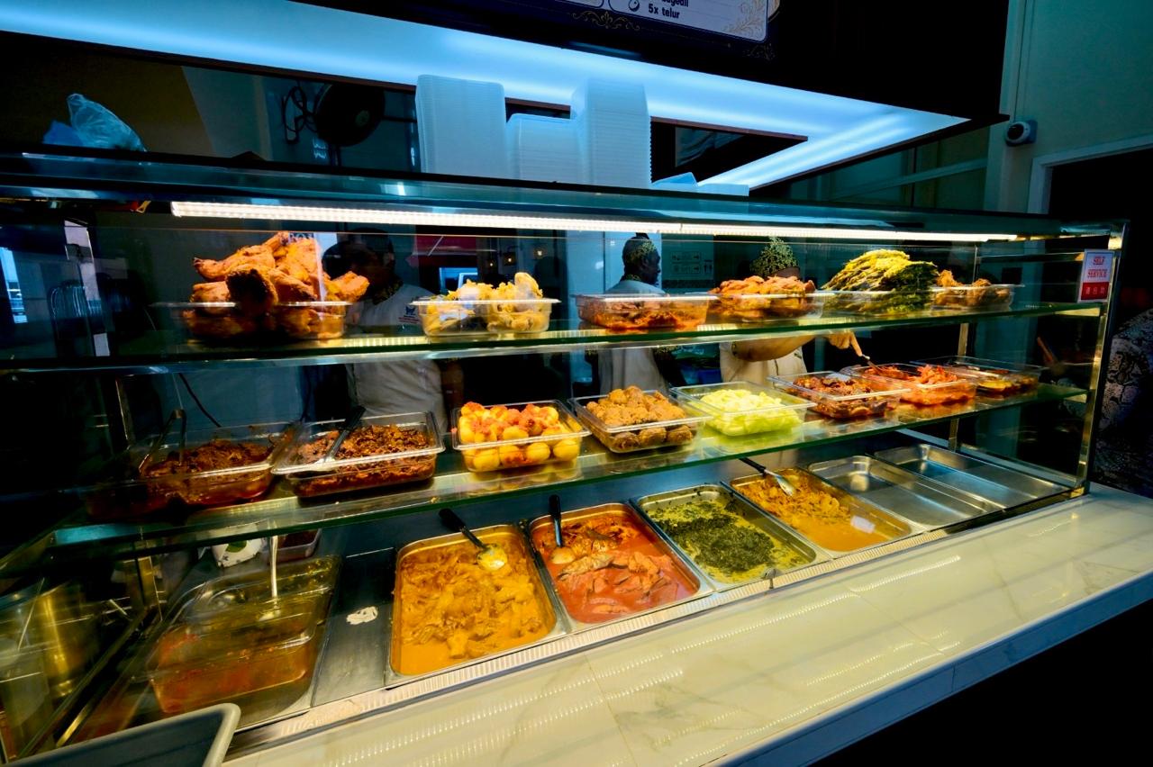 Menu makanan di Restoran Sederhana | KemenEkraf