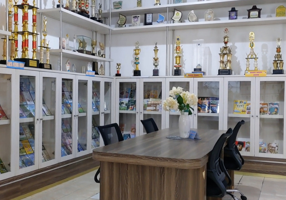 Hidden Gem Perpustakaan Rungkut Surabaya