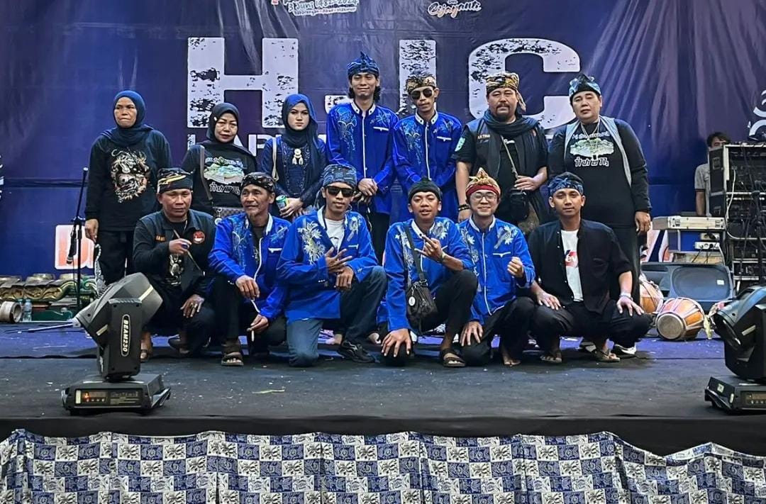 Kitapak Sunda Musik pada saat live performance disebuah event | sumber: Dok. Pribadi Kitapak | Ki Goler