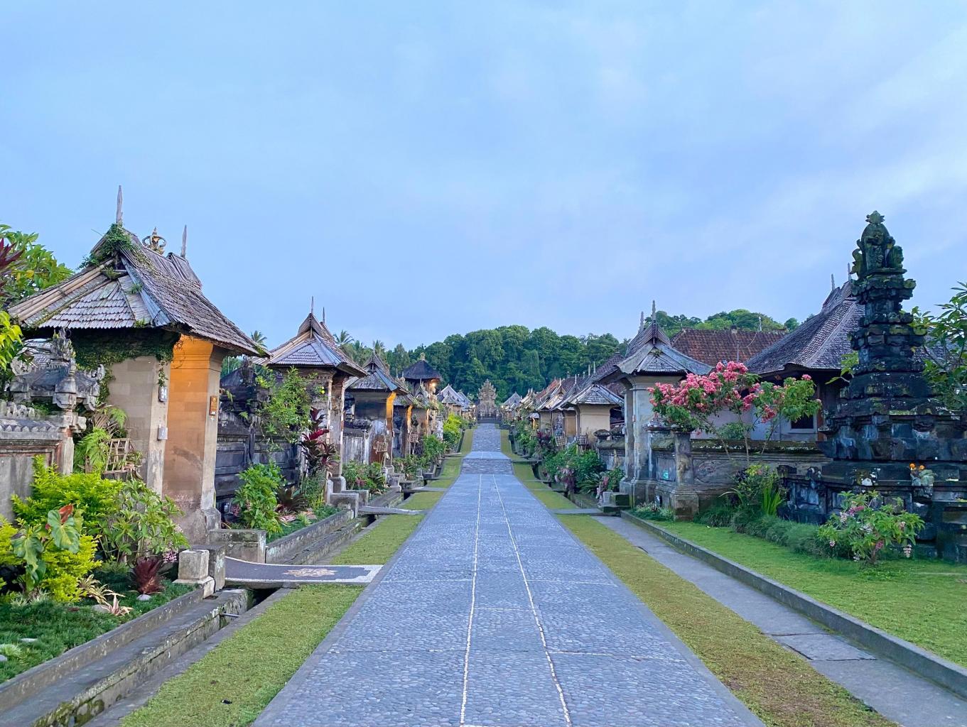 gambar rumah adat bali, rumah adat bali, desa penglipuran, desat adat bali