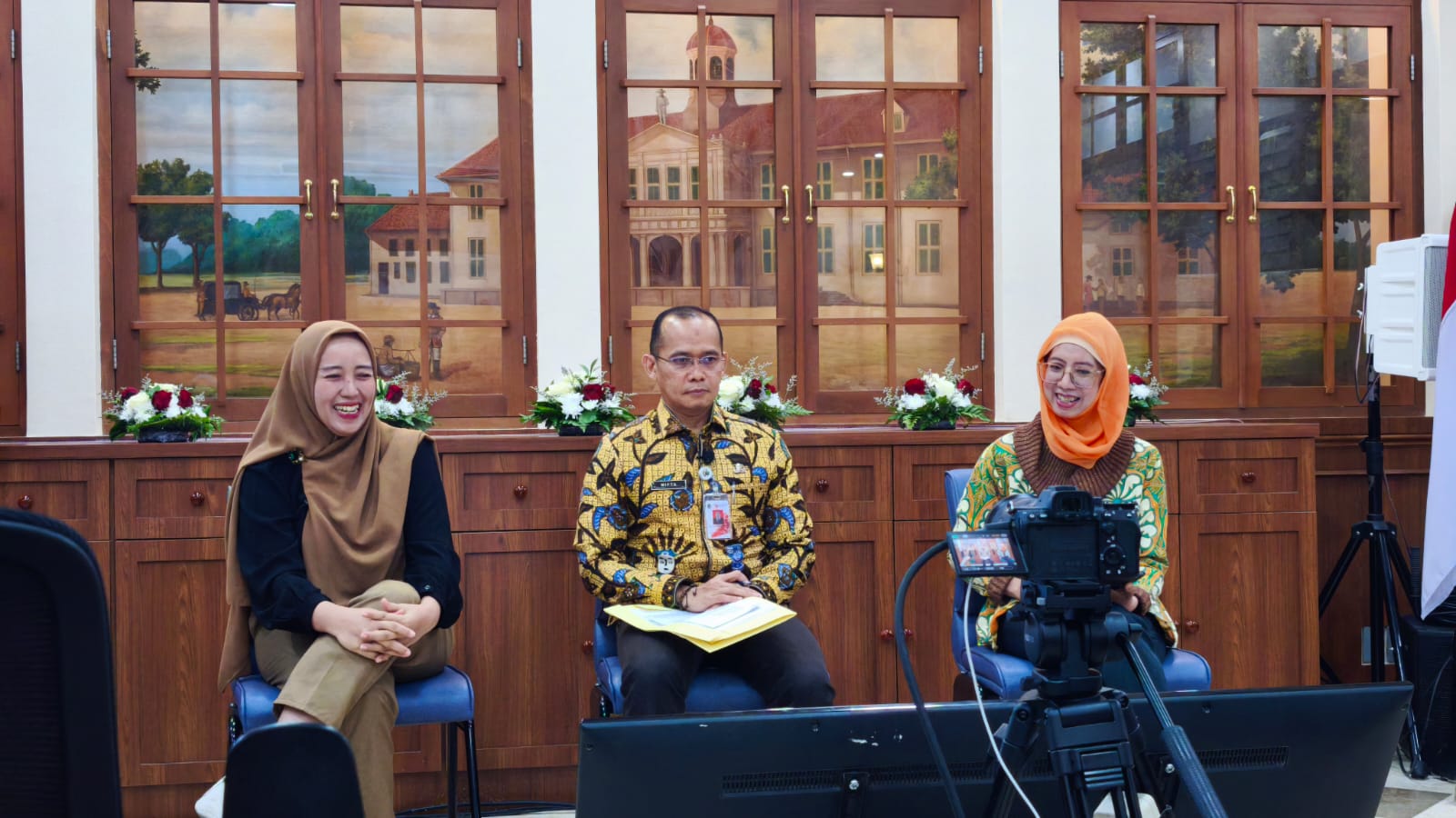 konferensi pers ICOM-CECA Annual Conference 2026 di Balai Kota DKI Jakarta, Kamis (9/7/2026).