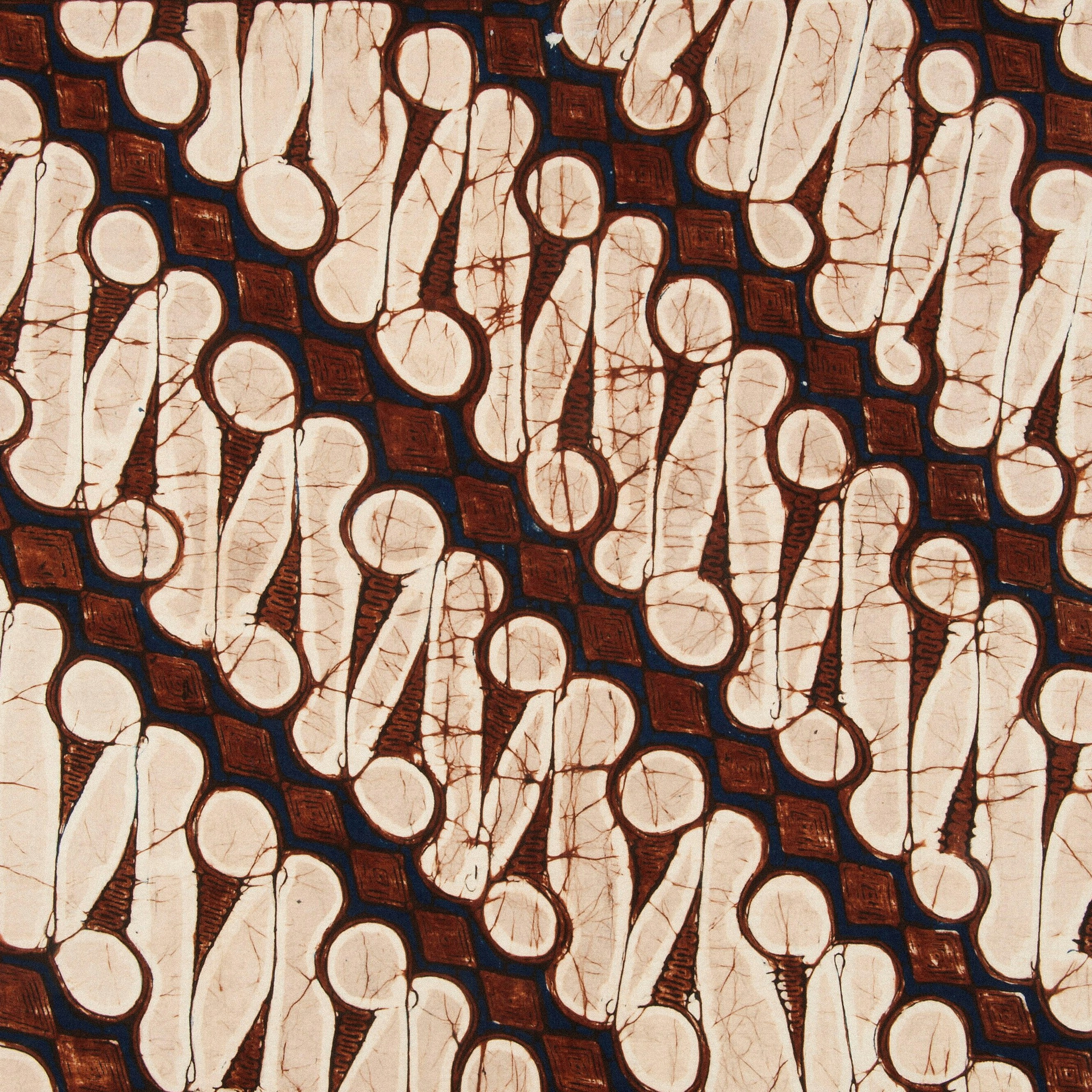 Motif Batik Rusak Barong | Sumber: Europeana