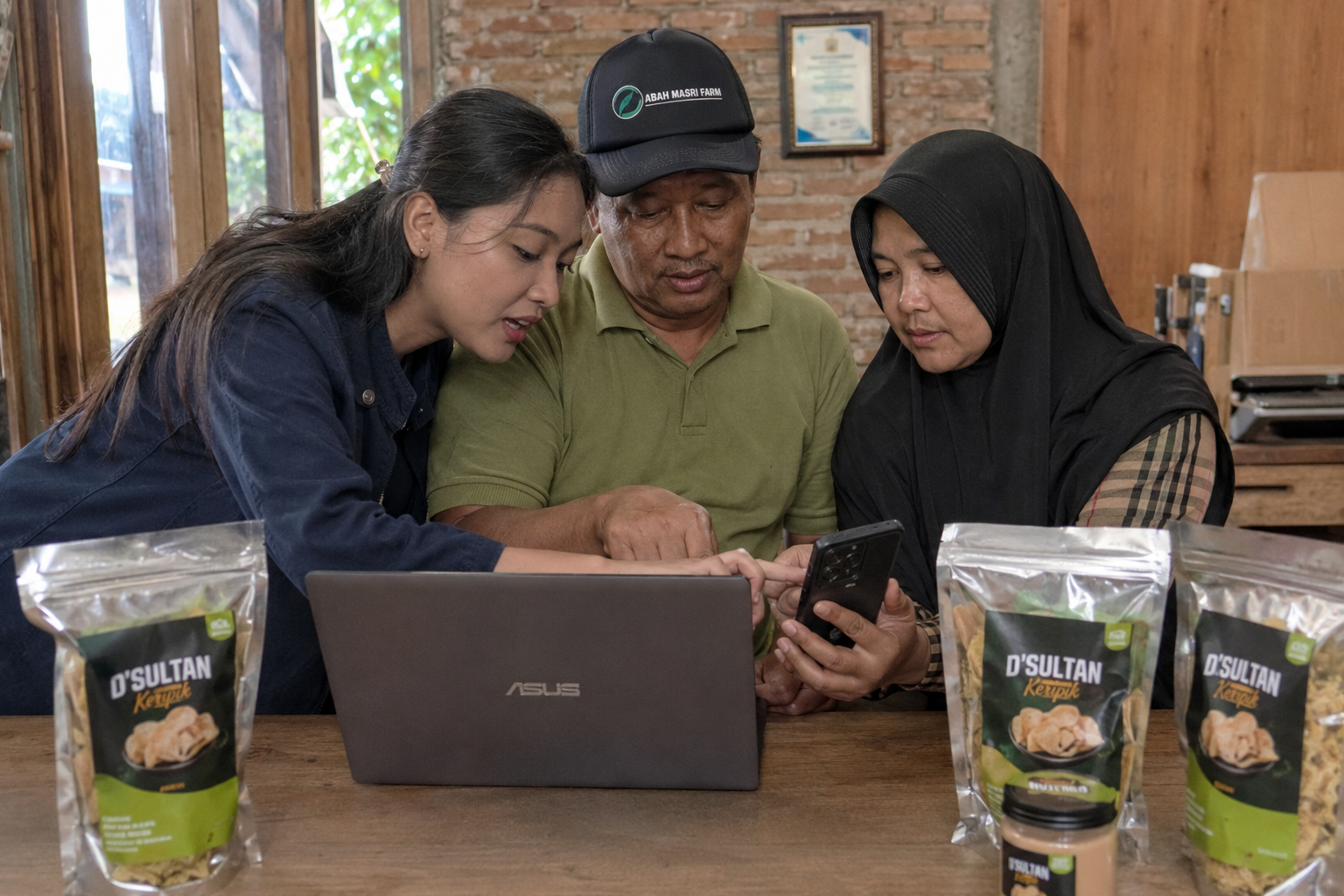 Sesi pelatihan produk | Foto: Dokumentasi Pribadi