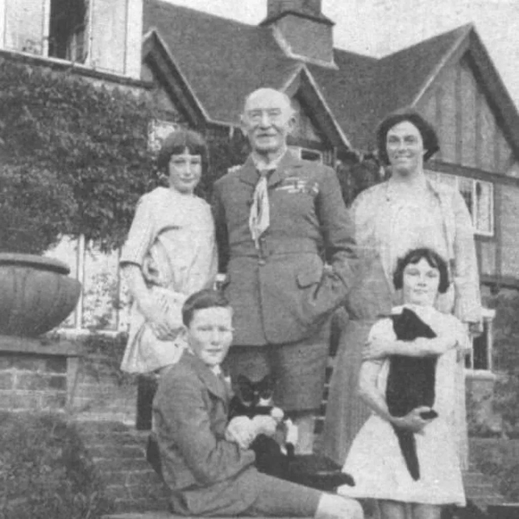 Foto Robert Baden-Powell si Bapak Pramuka Dunia Bersama Keluarga, Begini Sejarah Kepanduan Dunia | World Scouting