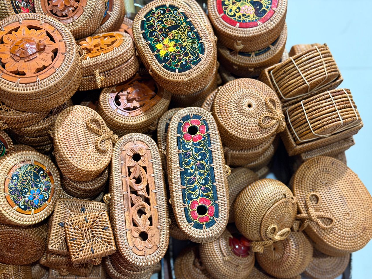 tas rotan bali, akasesoris khas bali, oleh-oleh khas bali, bali