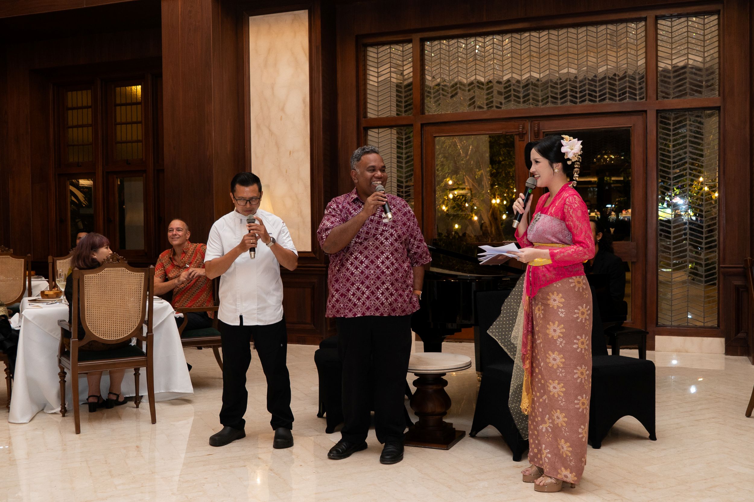 Executive Chef Grand Hotel De Djokja Philip Walasary pada ROSO Restaurant di Grand Hotel De Djokja | Foto: Grand Hotel De Djokja