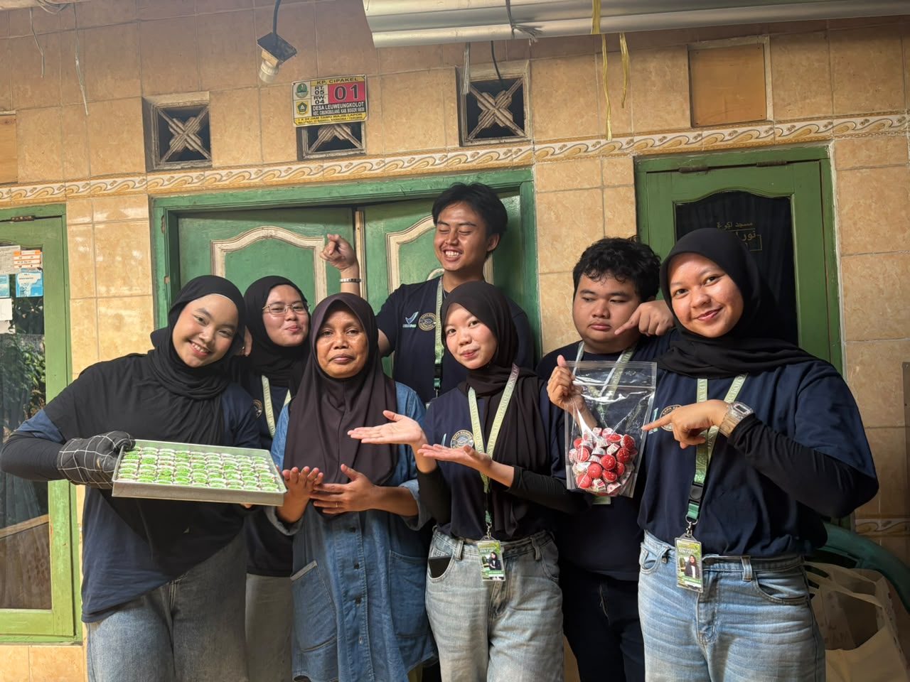 Kegiatan Penerapan CPPB-IRT pada Produksi Afina's Brownies Panggang