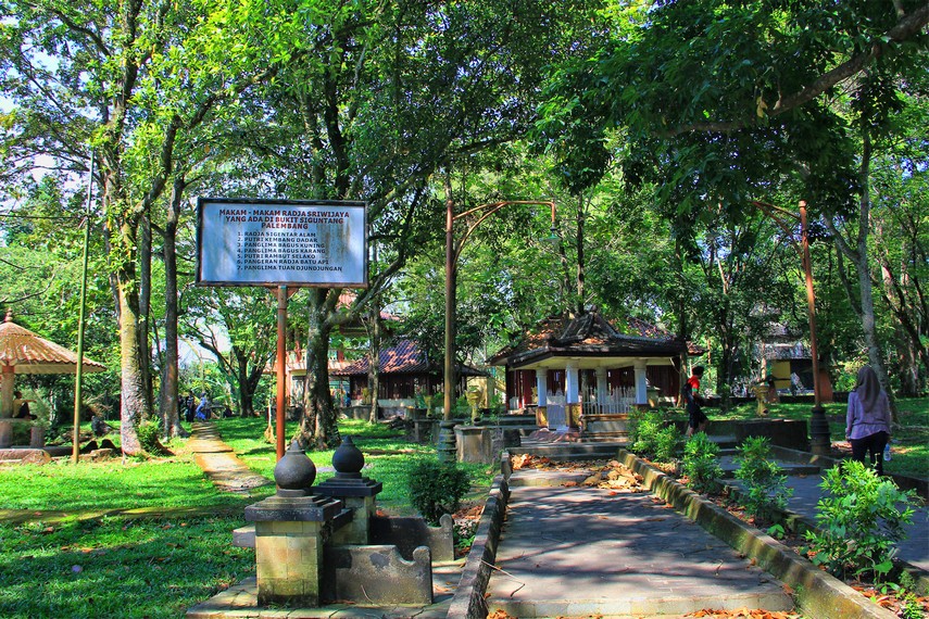 Bukit Siguntang, Peninggalan Kerajaan Sriwijaya yang Masih Bisa Ditelusuri hingga Kini | Indonesia Kaya