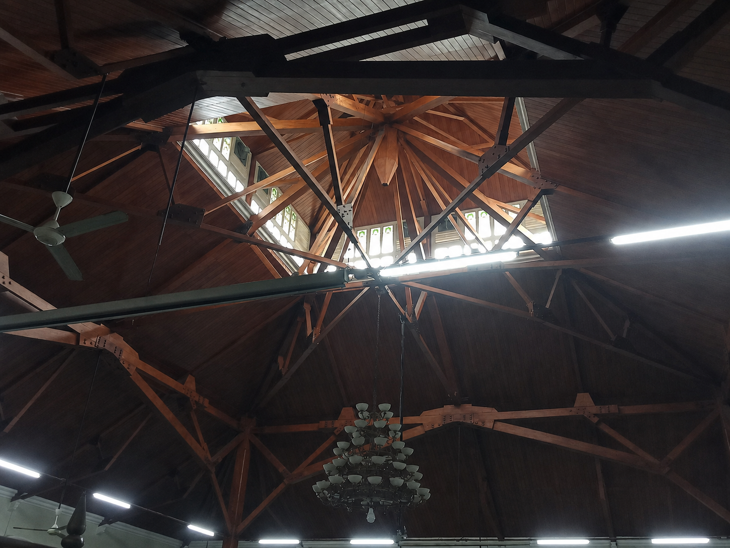 Masjid Agung Jami’ Malang, Berusia 135 Tahun dan Memiliki Gaya Arsitektur Khas Arab dan Jawa