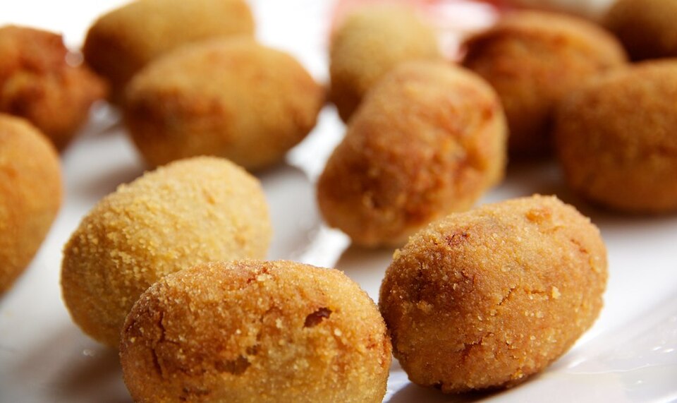 kroket, makanan khas indonesia, makanan khas indonesia warisan belanda