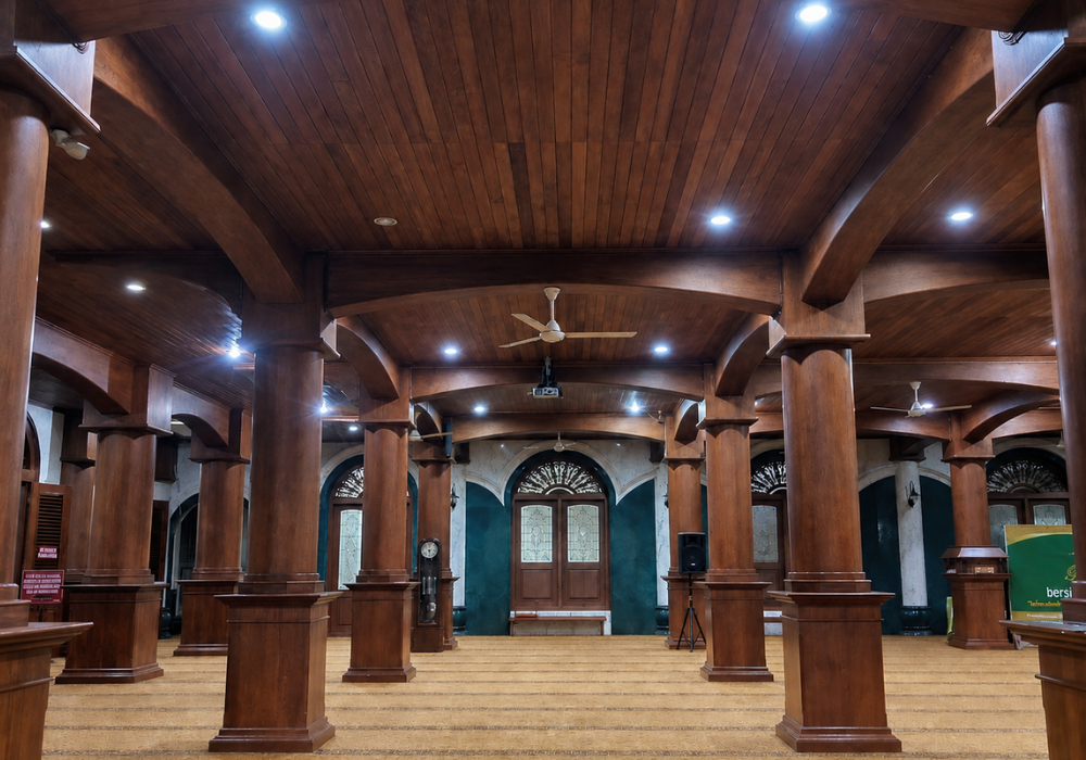 Masjid Agung Jami’ Malang, Berusia 135 Tahun dan Memiliki Gaya Arsitektur Khas Arab dan Jawa