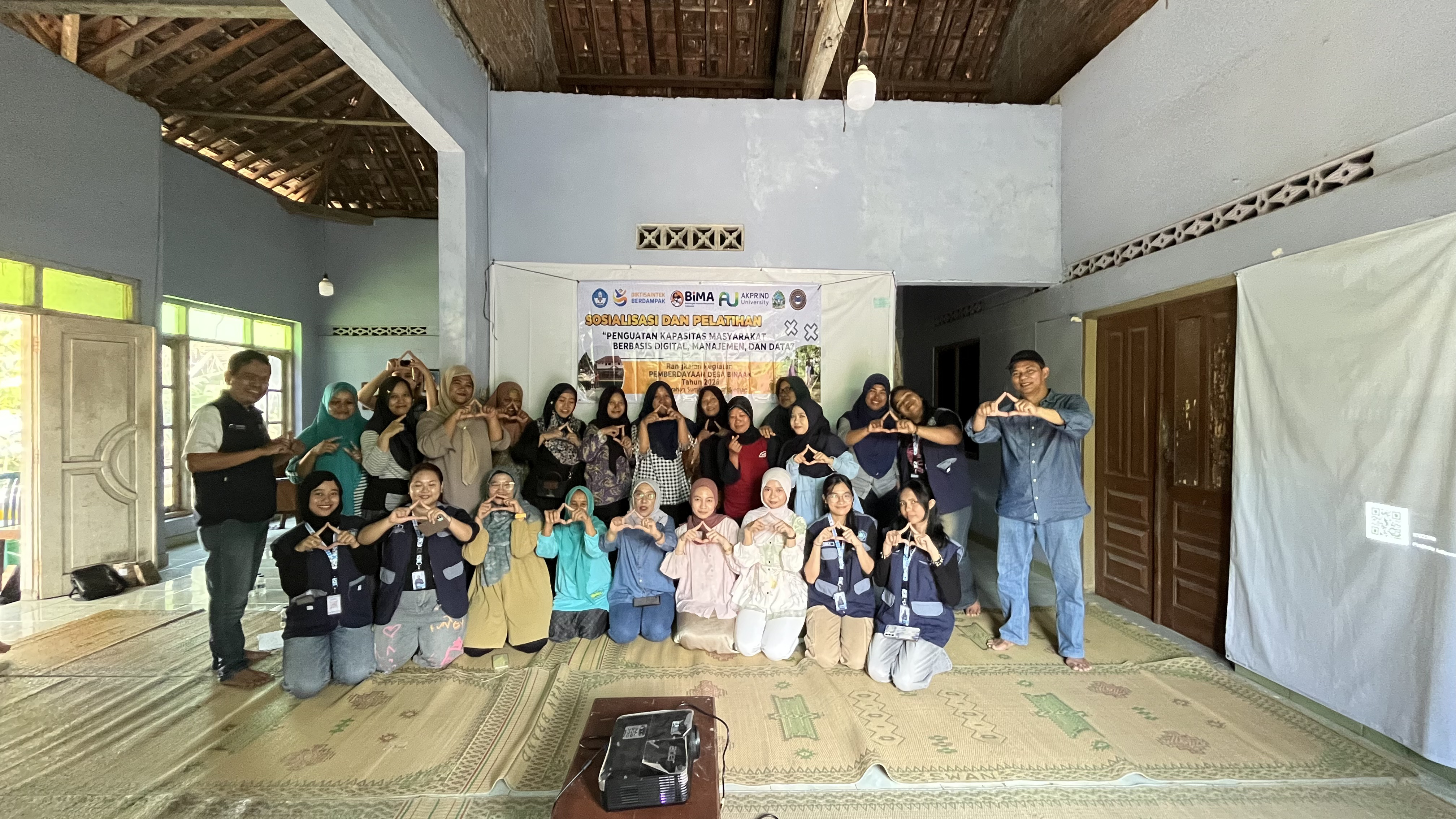 Pelatihan dan Pendampingan Media Sosial