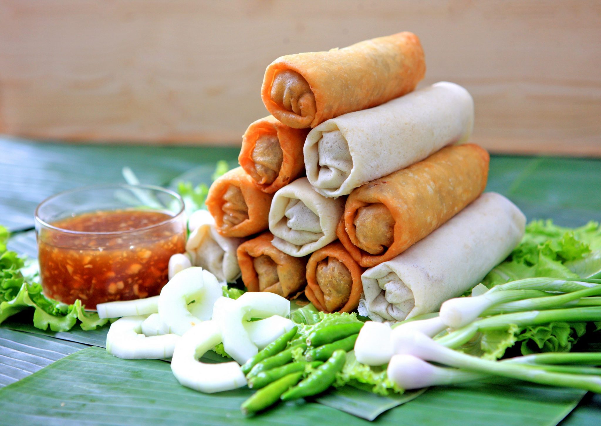 Lunpia, Oleh-oleh Khas Semarang yang Wajib Dibawa Pulang Pecinta Kuliner | Lunpia Cik Meme