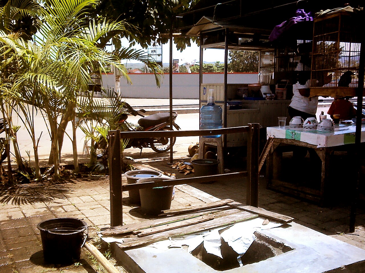 Sumur resapan air tanah | Foto: Wikimedia Commons | Pengarang: Tyo Satriany