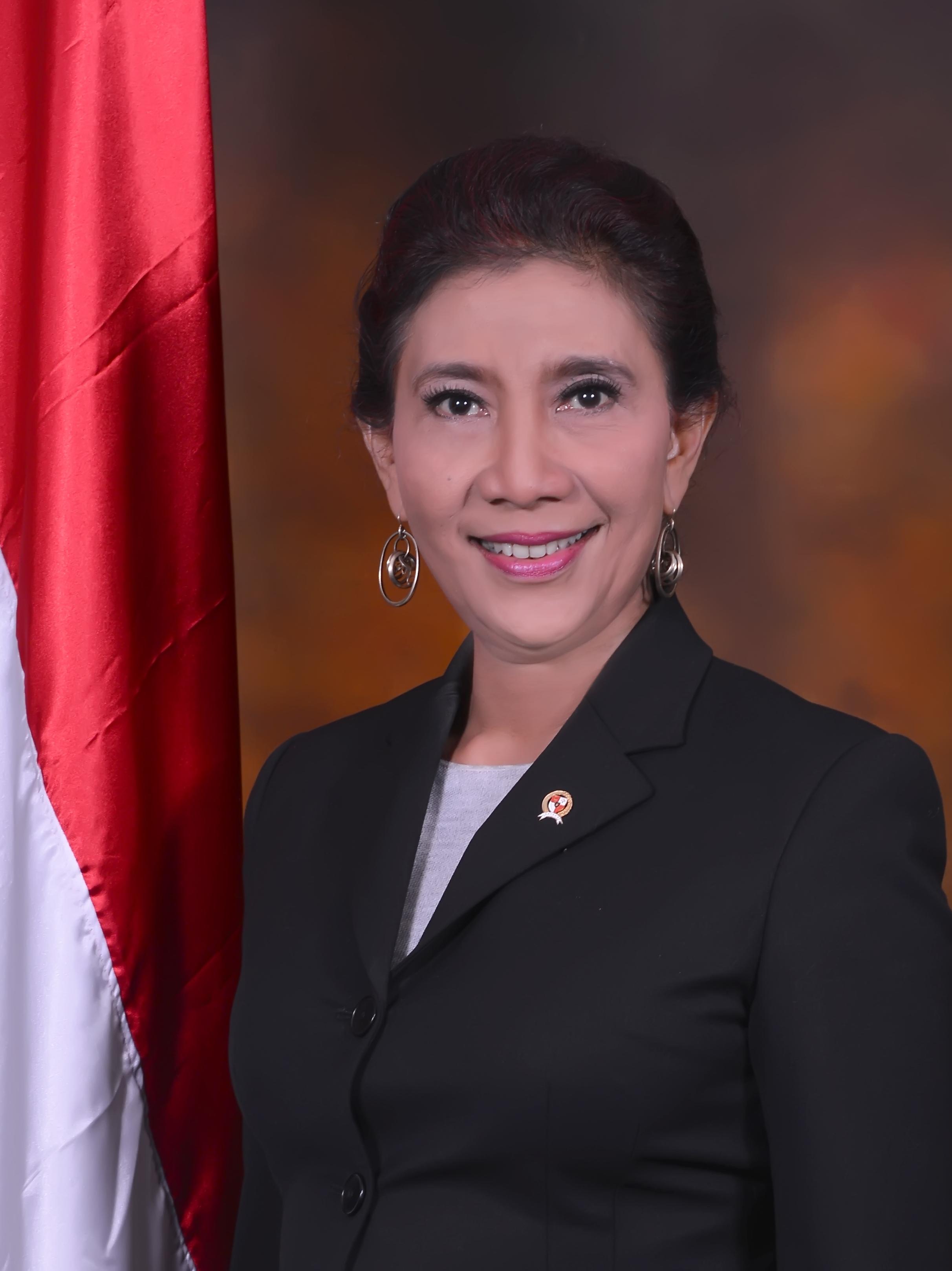 Susi Pudjiastuti | Wikimedia Commons | Government of Indonesia