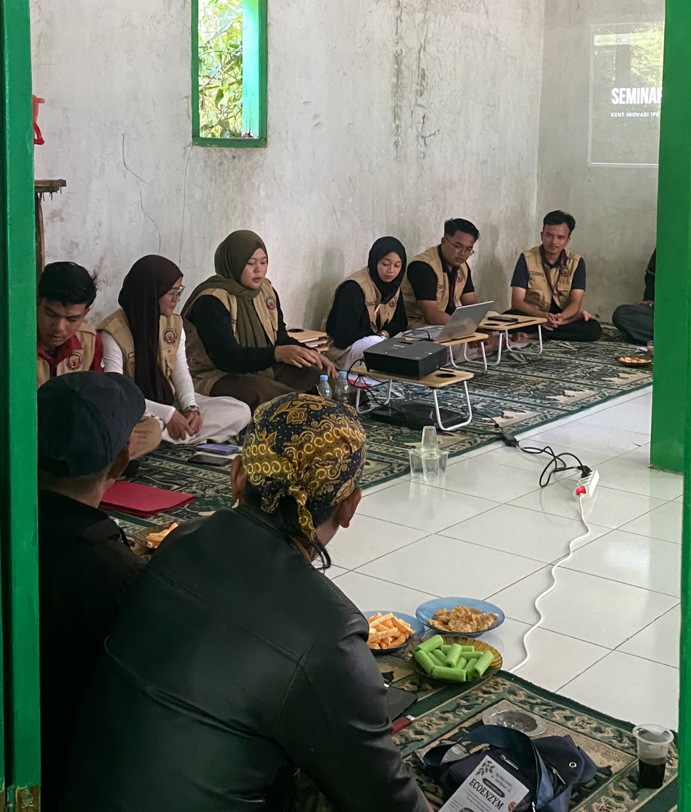 Praktik Pembuatan Pupuk Organik/Eco-Enzyme
