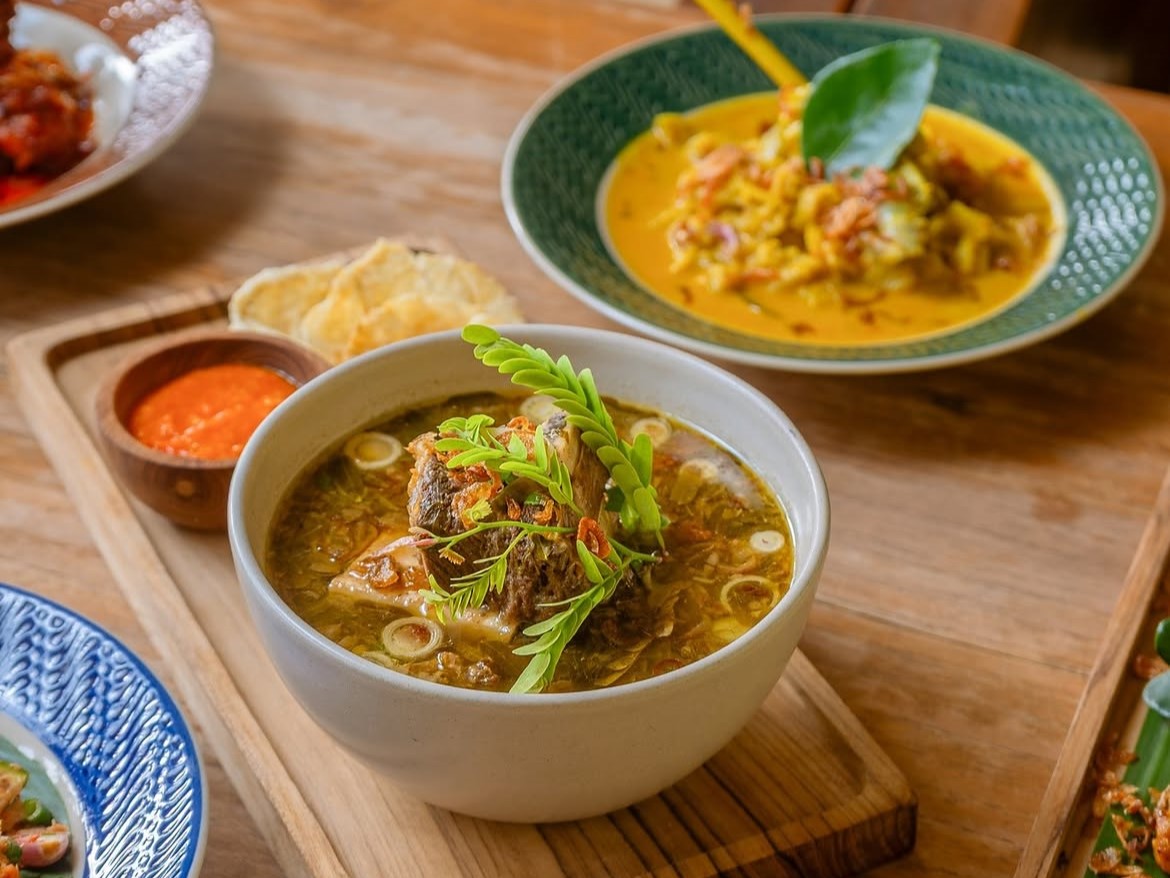 Pawon Nusantara Kuta Lombok, Salah Satu Restoran Dekat Sirkuit Mandalika yang Sediakan Kuliner Otentik Indonesia | Instagram @Pawon Nusantara Kuta Lombok