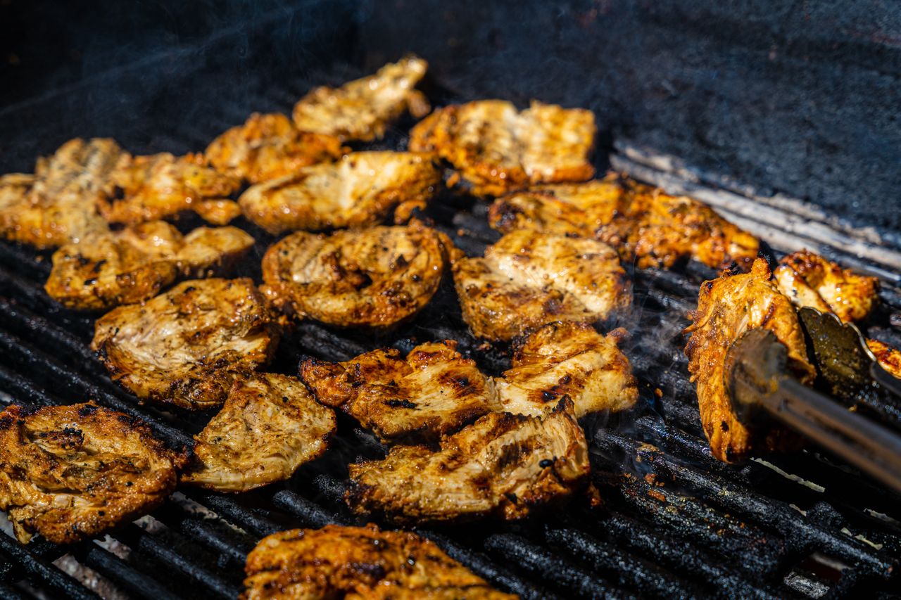 ayam bakar sengkol, makanan khas lombok, kuliner sekitar sirkuit mandalika, GP Mandalika, MotoGP Mandalika