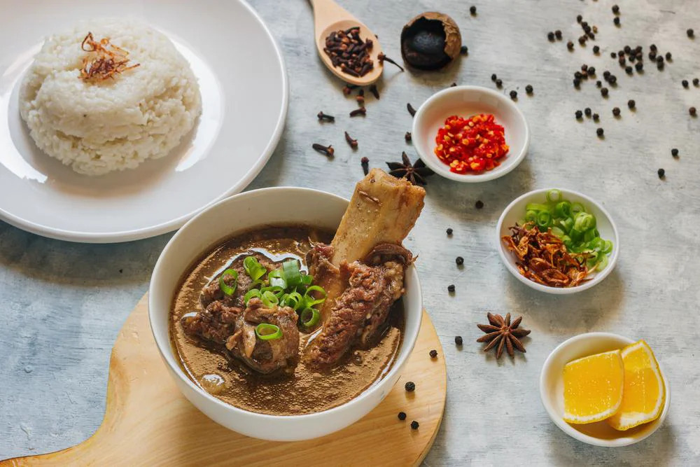 Sup Konro Khas Makassar, Rekomendasi Menu Makanan yang Cocok Saat Musim Hujan!