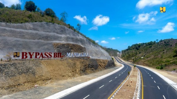 KEK Indonesia, KEK Mandalika, Jalan Bypass BIL–Mandalika.