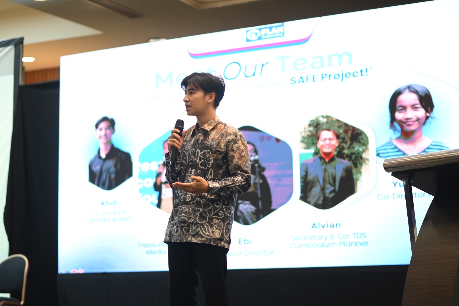 Abdi Ardiansyah bersama Plan International Indonesia di SAFE Project dalam Youth Leadership Academy: Climate and Gender 2025 (Sumber Foto: Dok. Abdi Ardiansyah)