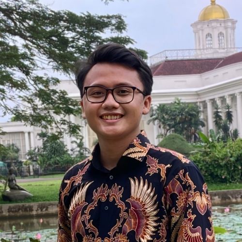 Akhmad Sadewa Suryahadi