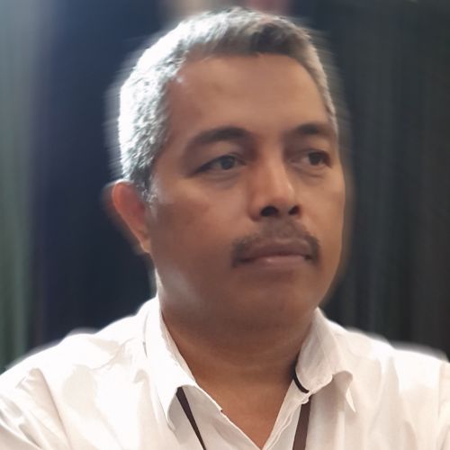 PHILIPHOSIS BONIEK HALLAN