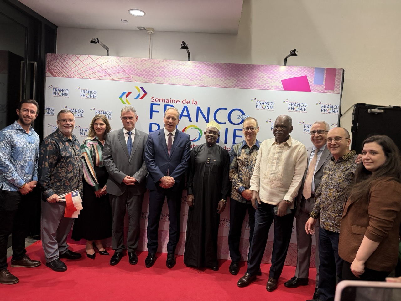 Ambassadors and diplomats of the participating embassies