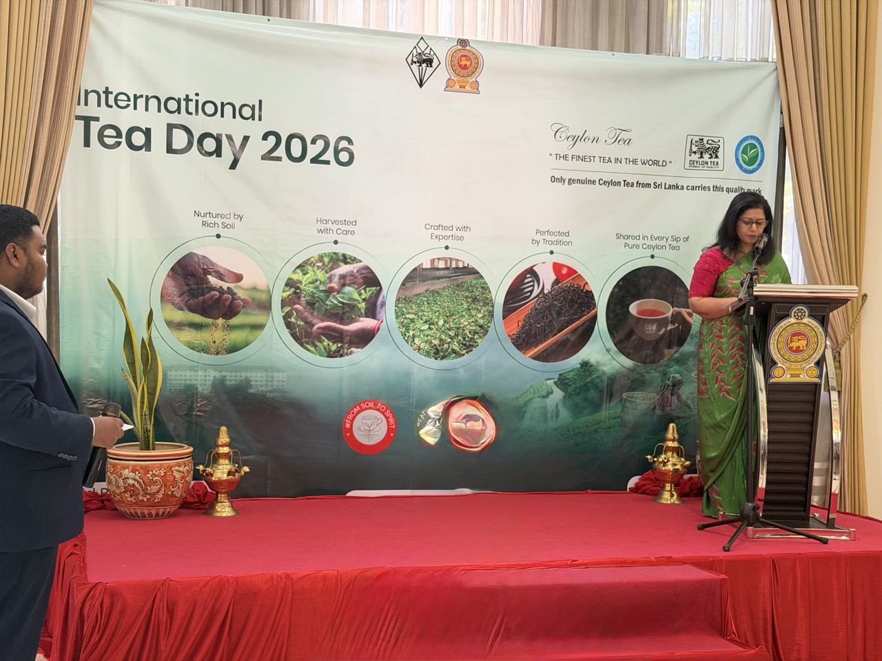 H.E. Sashikala Premawardhane, Sri Lanka’s Ambassador to Indonesia, delivered her welcoming remarks during the International Tea Day celebration.