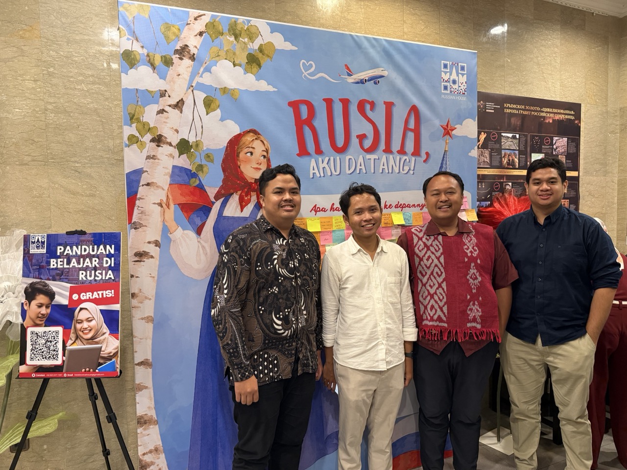 A group photo at Russian House Jakarta ahead of the 2026 International Festival of Youth in Yekaterinburg.