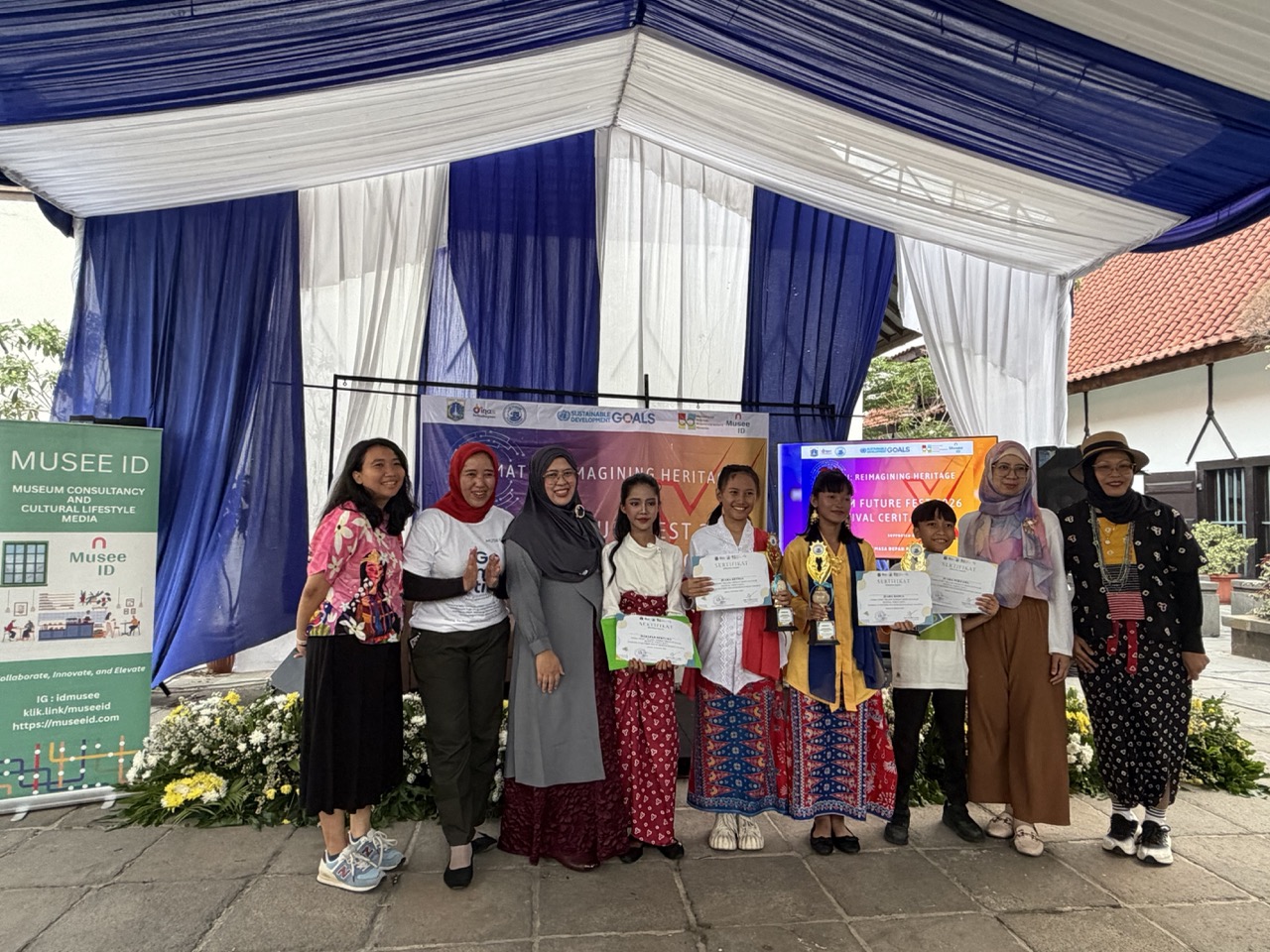Storytelling competition winners celebrate their achievements at MuseeID’s Festival Cerita Kota at Museum Bahari Jakarta.