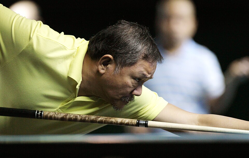 Efren Reyes (source: wikimedia commons)