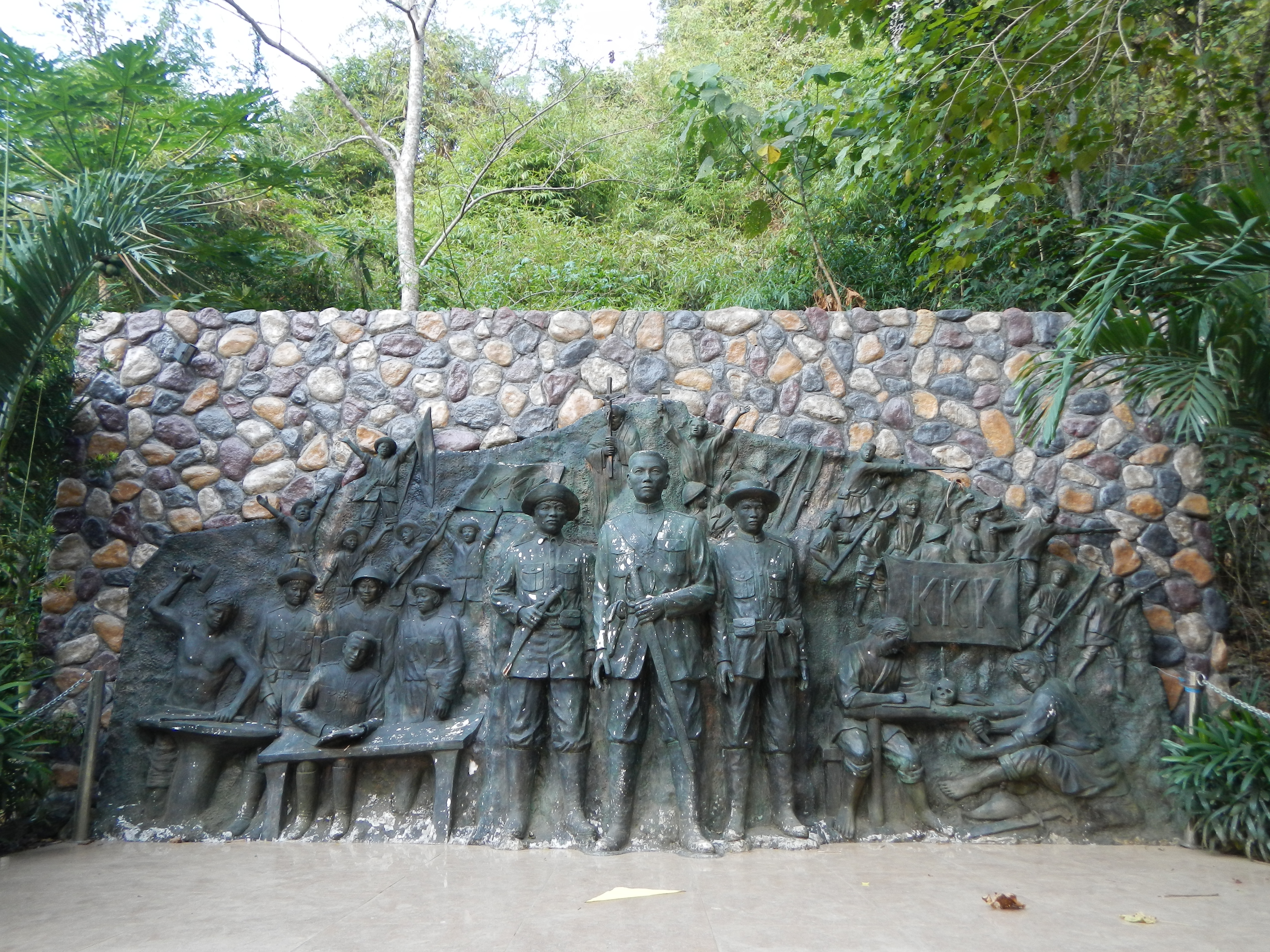 Wall of Filipino revolutionaries at Biak na Bato National Park