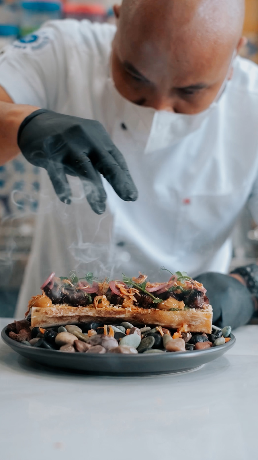 Keterangan Gambar (© Pemilik Gambar)