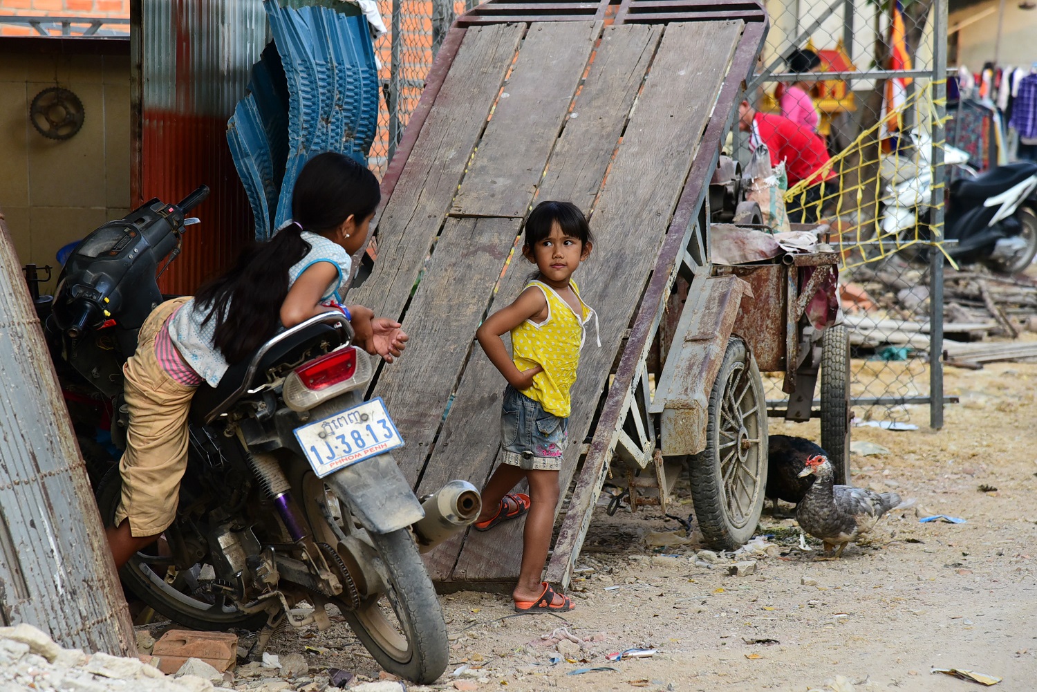 Many residents of Thmor Kol village were forced to move out without compensation.